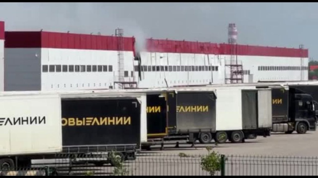 Vasto attacco di droni ucraini contro centri logistici russi