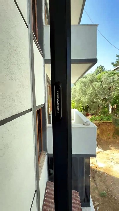 Tepe Cam Balkon Sistemleri . Gemlik