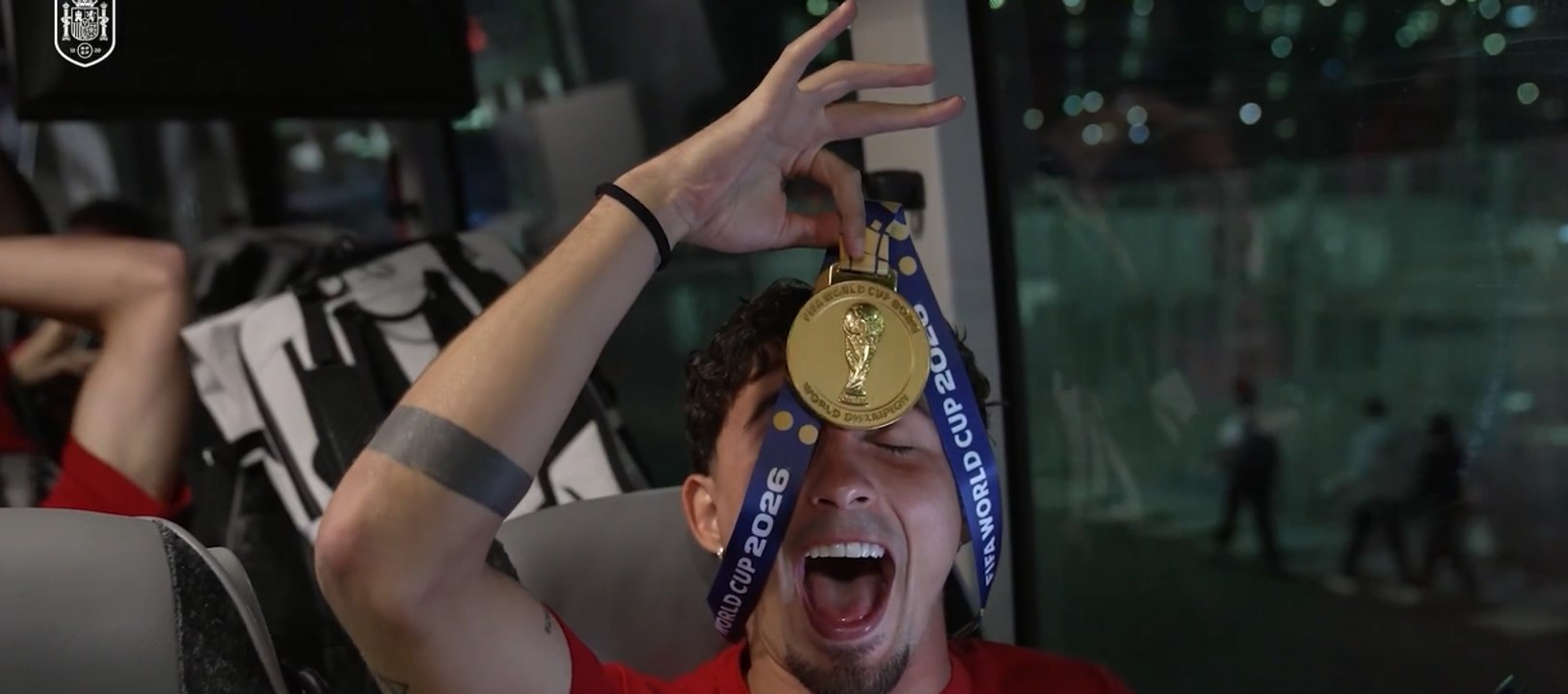 ¡El bus es un karaoke! La fiesta de España