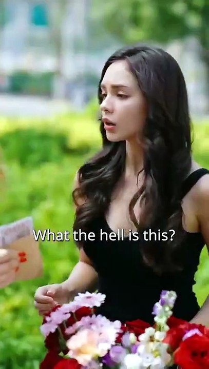 Flower girl meets mafia boss Life changes forever 《Accidentally Pregnant with the Mafia Boss》