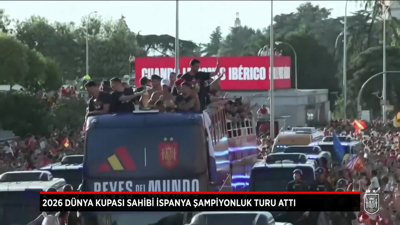 İspanya'da mahşeri kalabalık eşliğinde şampiyonluk turu!