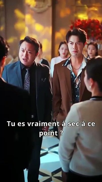 PDG inaccessible rejette toutes les femmes… jusqu’à cette fille audacieuse qu’il finit par épouser