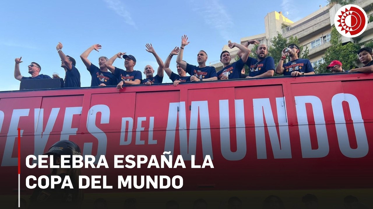Millones reciben a 'La Roja' en la Cibeles tras ganar la Copa Mundial de futbol