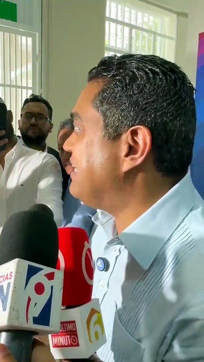 Ministro Kelvin Cruz solicita a Lidom ponerse de acuerdo para que niños participen en Caribe Kids