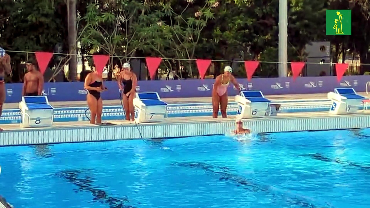 Elizabeth Jiménez feliz de competir en su piscina favorita