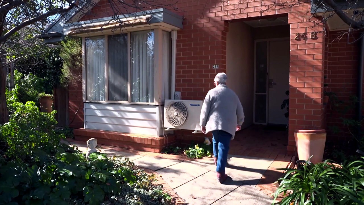 ACT public housing residents waiting weeks for heater repairs, say Canberra Liberals