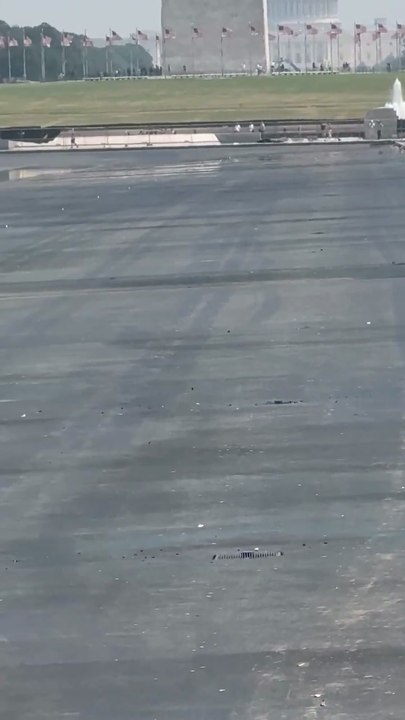 Tire tracks spotted in drained Reflecting Pool