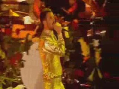The Killers - Somebody Told Me - Glastonbury 2007