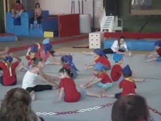 LA CHANSON DE OUI-OUI par le Baby-gym La Clunisoise