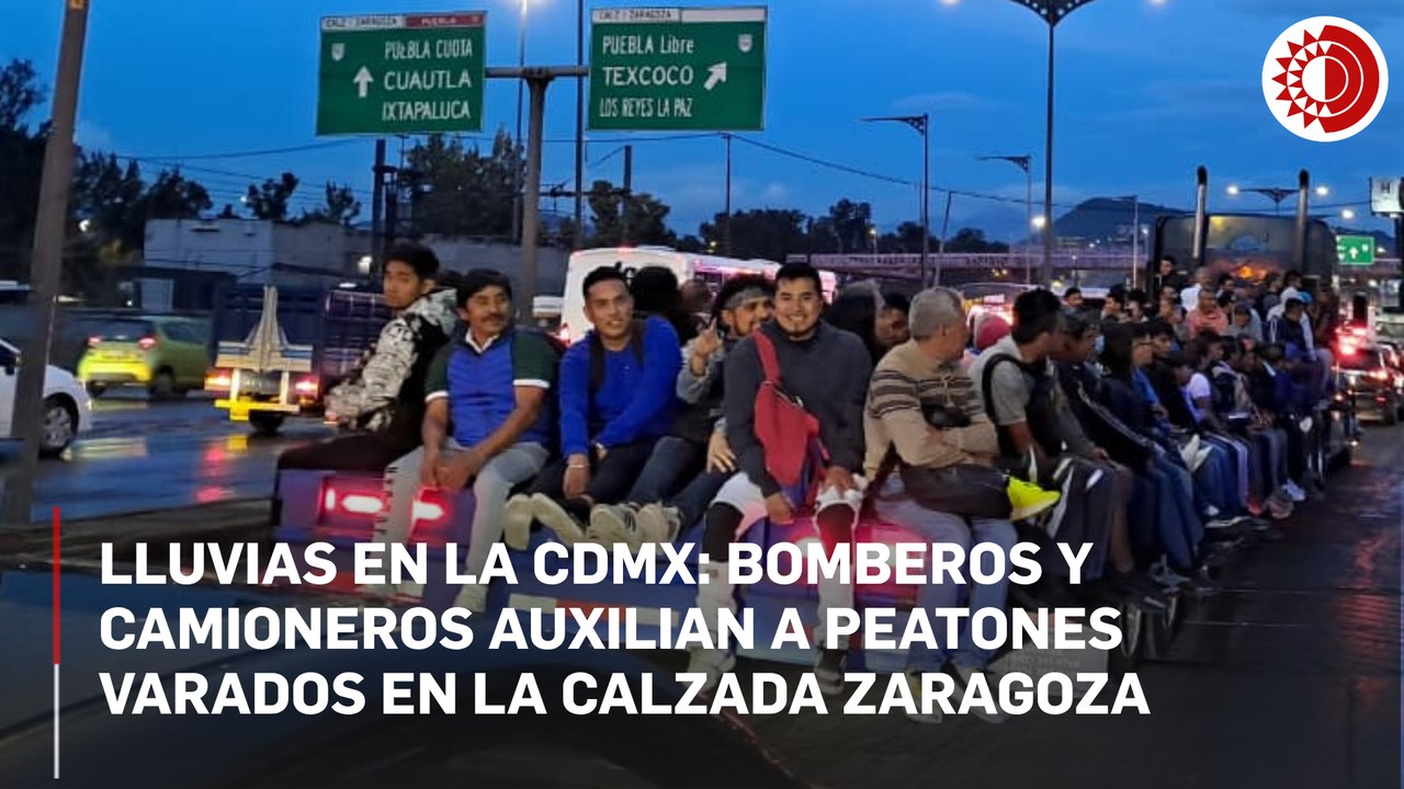 Lluvias en la CDMX: camioneros y bomberos auxilian a peatones varados en la calzada Ignacio Zaragoza