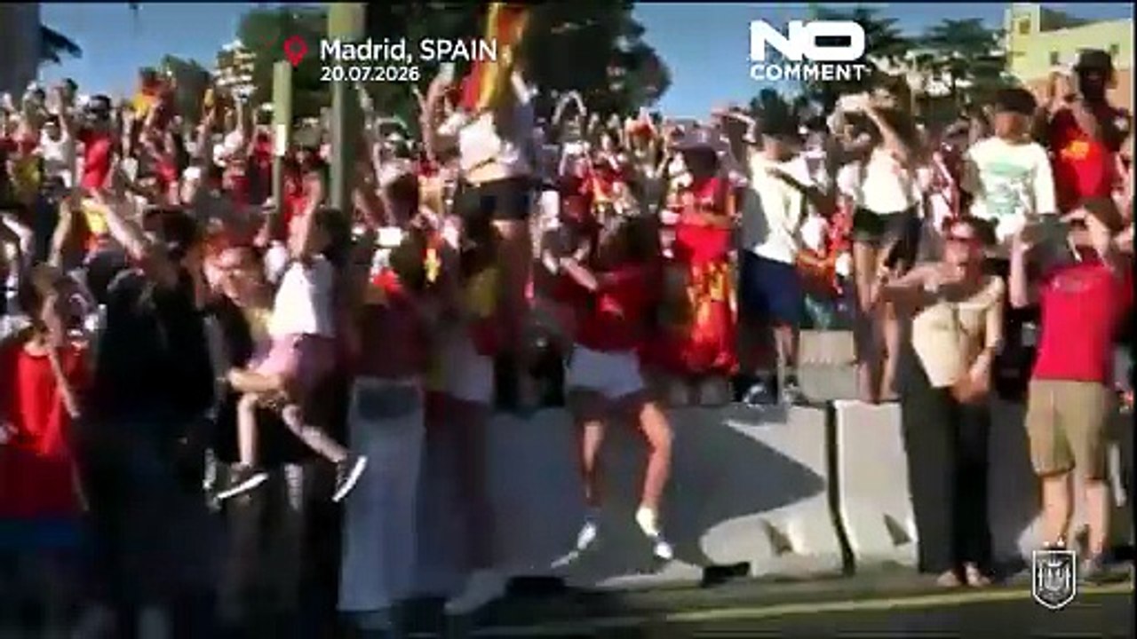 L'équipe d'Espagne victorieuse défile à Madrid après son triomphe en Coupe du monde