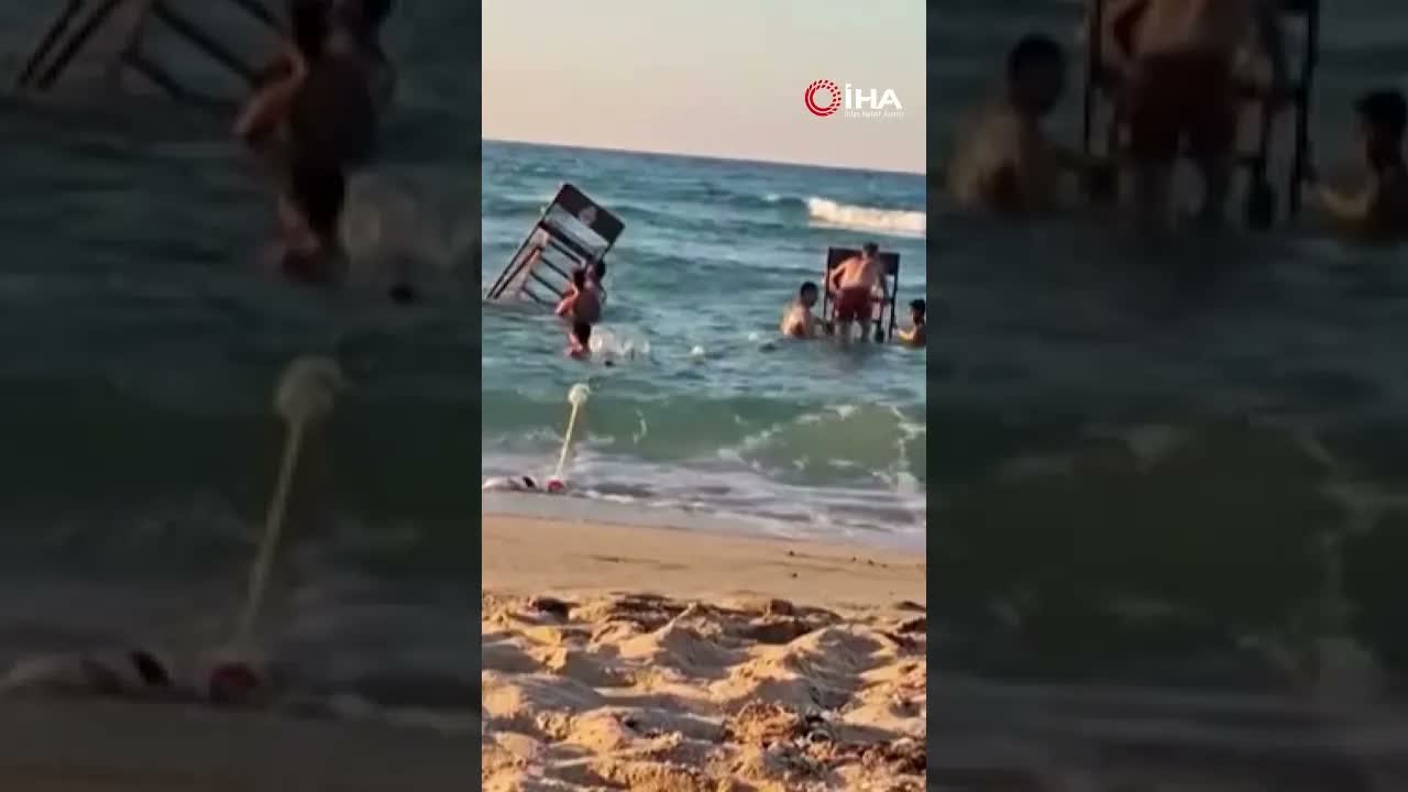 Can kurtaran kulesini denize atlamak için yerinden söktüler