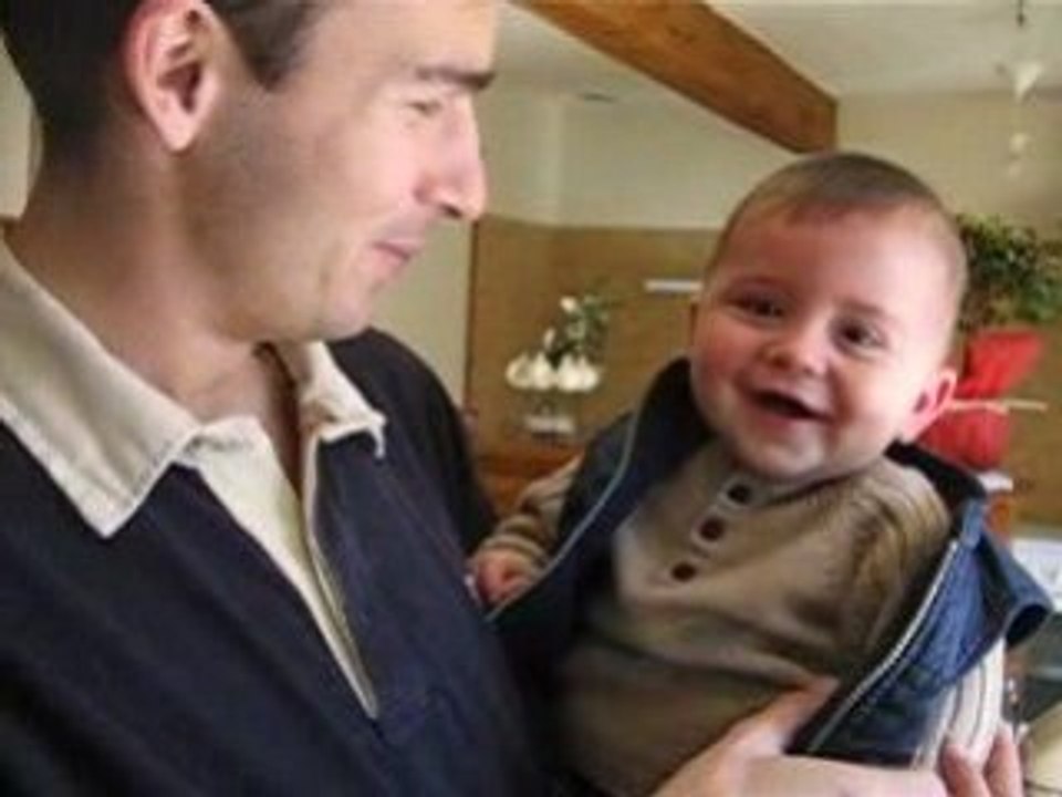 04.04.2008 fou rire de noa avec rodrigue