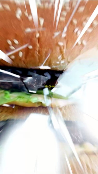 Un Big Mac peut vous faire attaquer par un kangourou !