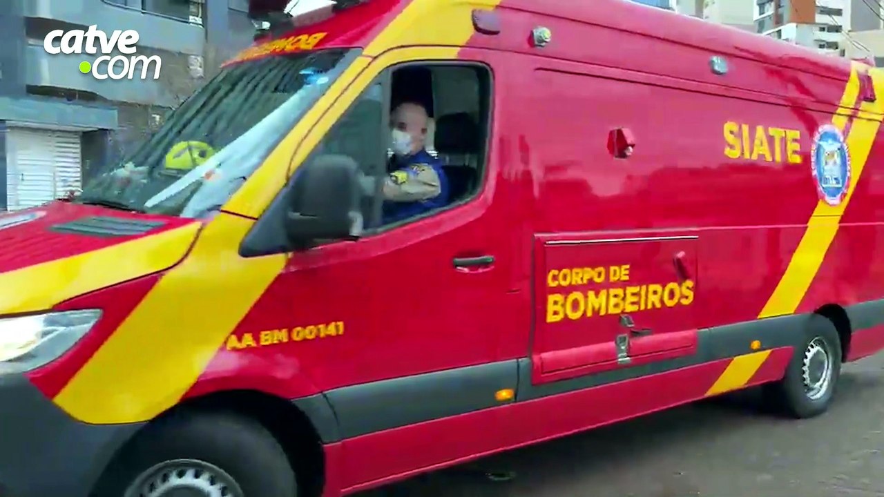 Piloto é atendido pelo Siate, mas recusa encaminhamento após acidente no Centro