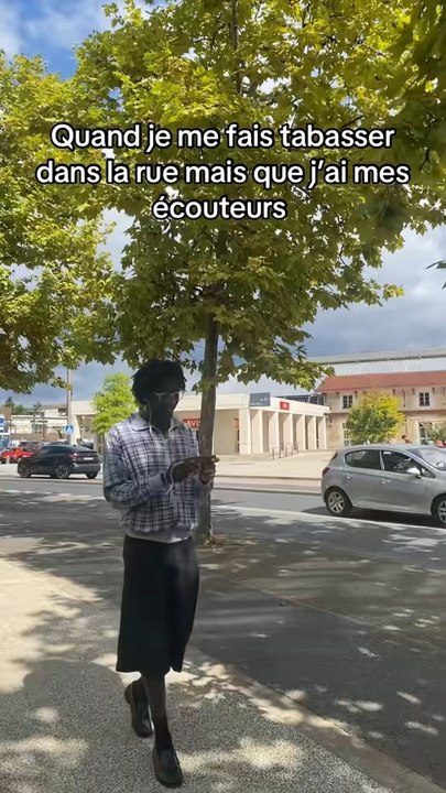 TROP RELOU