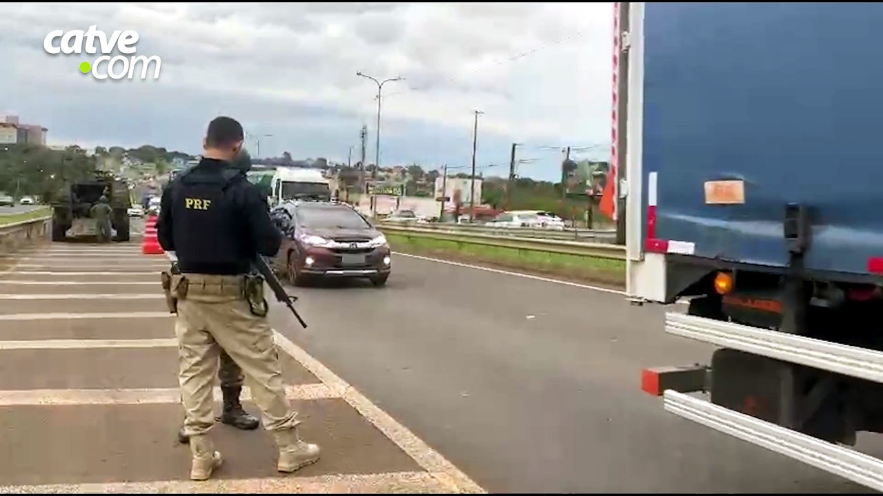 Fiscalização na região de fronteira provoca congestionamento na BR-277 em Foz do Iguaçu