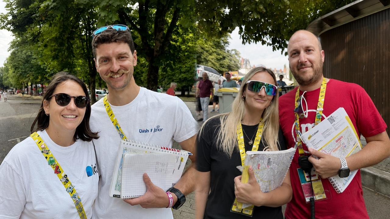 Tour de France 2026 : "Il y a des bébés Tour de France", les histoires d'amour qui naissent dans la caravane