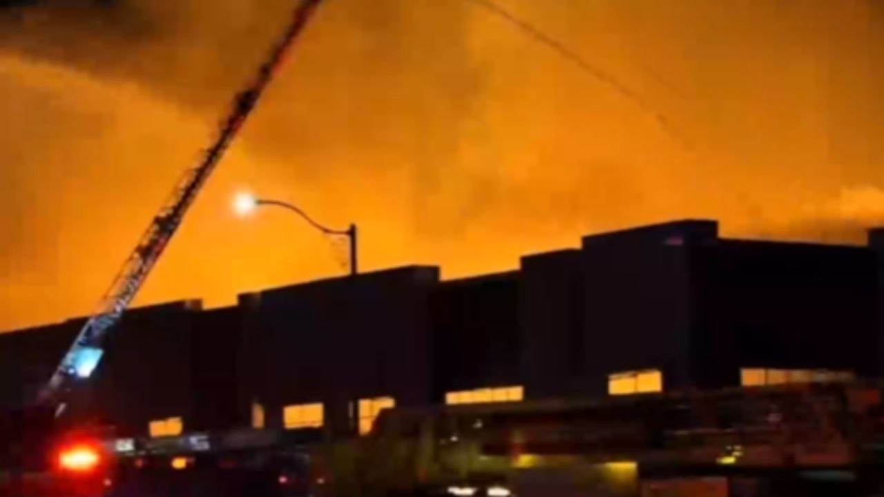 Warehouse Owned By Kimberly Clark Catches Fire