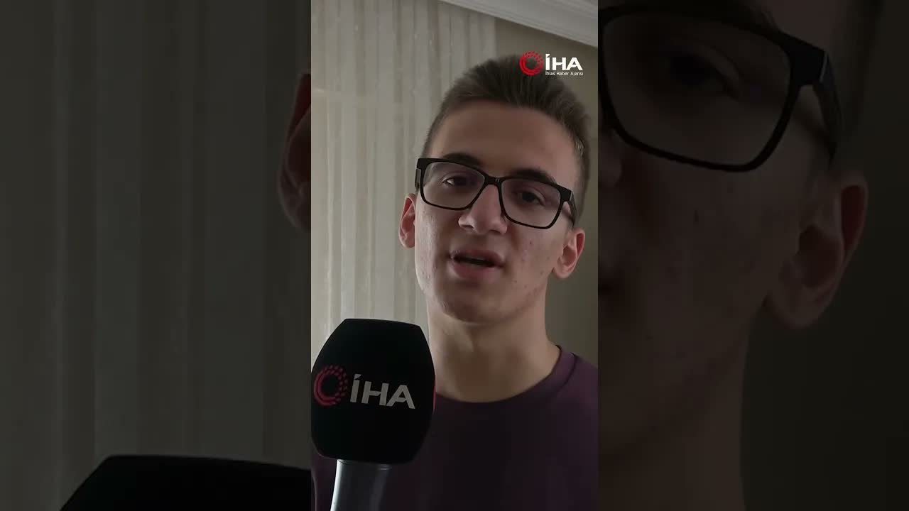 Dedesiyle Girdiği Sınavda Türkiye Birincisi Oldu