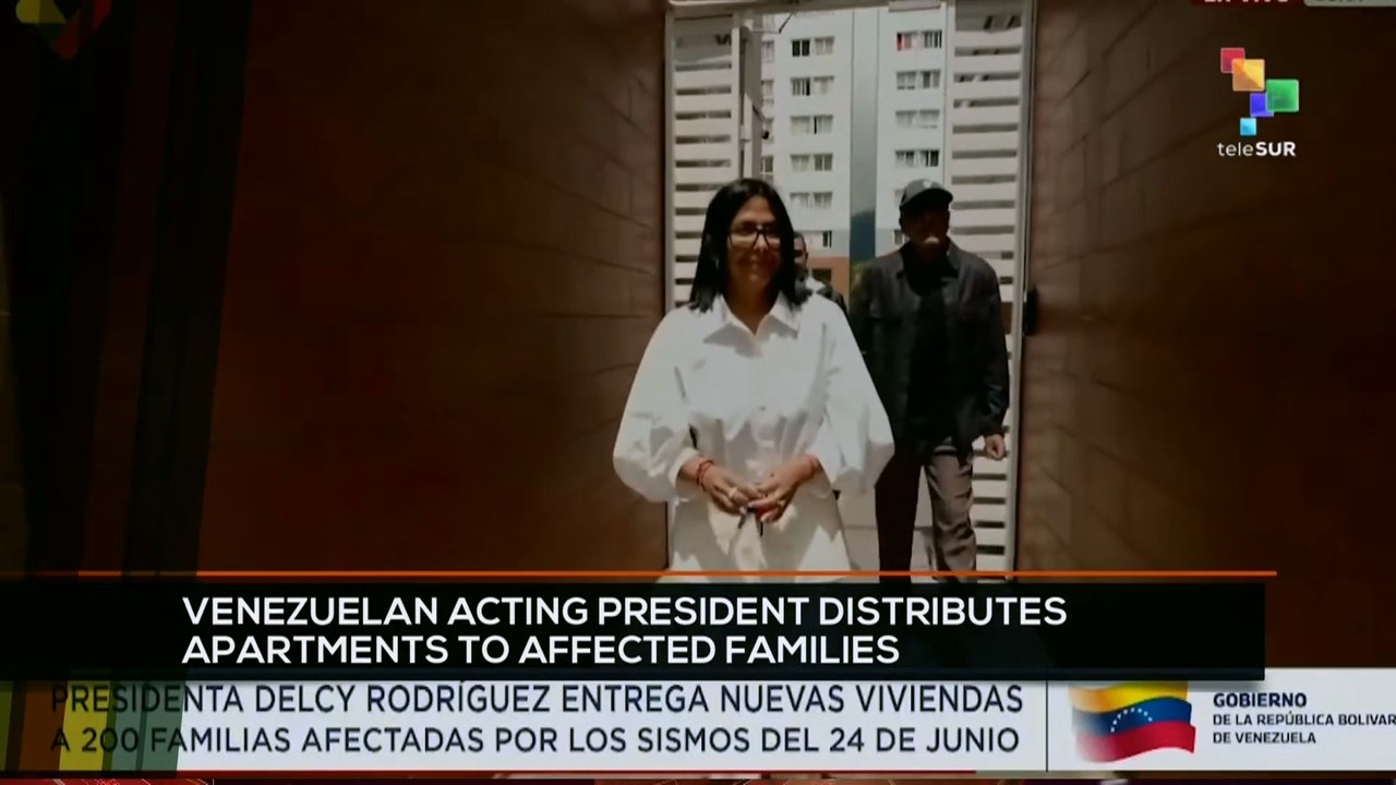FTS 08:30 21-07: Venezuelan Pres. distributes houses to affected families