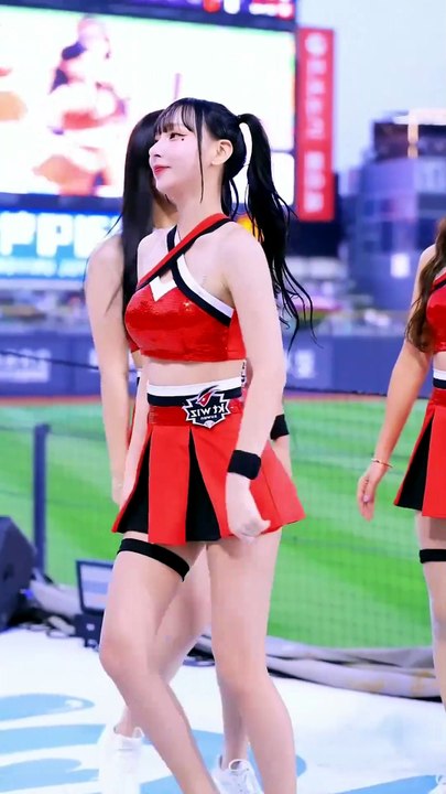 KT Wiz Cheerleader Jeong Hui-jeong Solo Center Fancam | Cheerleader EP 163