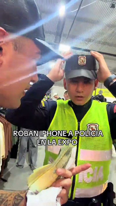 Tiktoker pide celular para policía tras supuesto robo