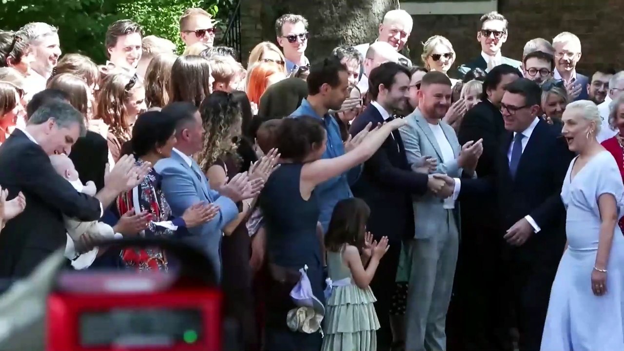 Burnham asume el gobierno británico tras recibir el encargo del rey Carlos III