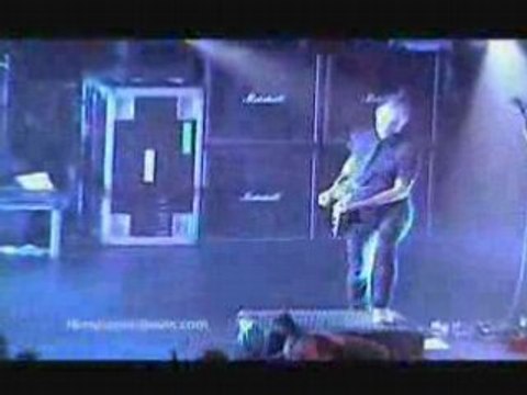 Sum 41 Live @ Montreal 02 Hell Song