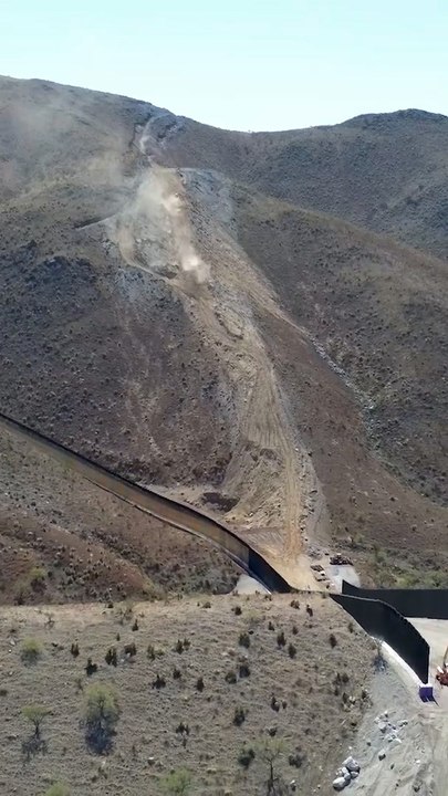 Aerial Shots of Trump's New Border Wall in Arizona
