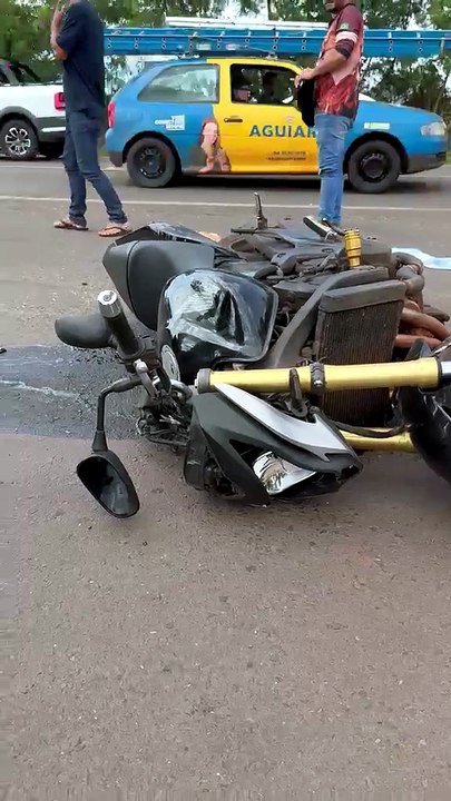 Motociclista sofre fratura exposta e hemorragia em grave acidente na PRC-272 em Iporã