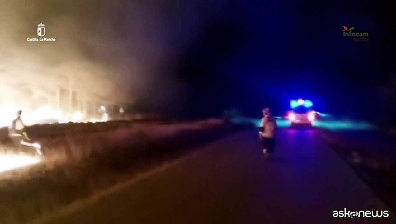 Spagna, gigantesco incendio 100 km a nord di Madrid, 1200 evacuati