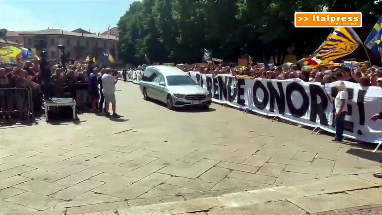 A Verona l'ultimo saluto a Osvaldo Bagnoli, mister Schopenhauer del calcio