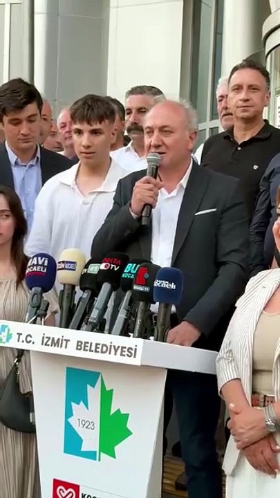 CHP İl Başkanı Erdem Arcan, Aras Hürriyet ile kürsüye çıktı! İzmit Belediyesi’nin başarısını en iyi halk bilir