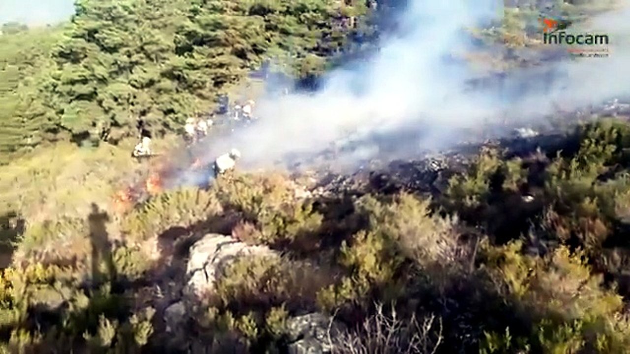 Así continúan los trabajos de extinción en el incendio de La Mierla, en Guadalajara, que ha arrasado ya 32.000 hectáreas