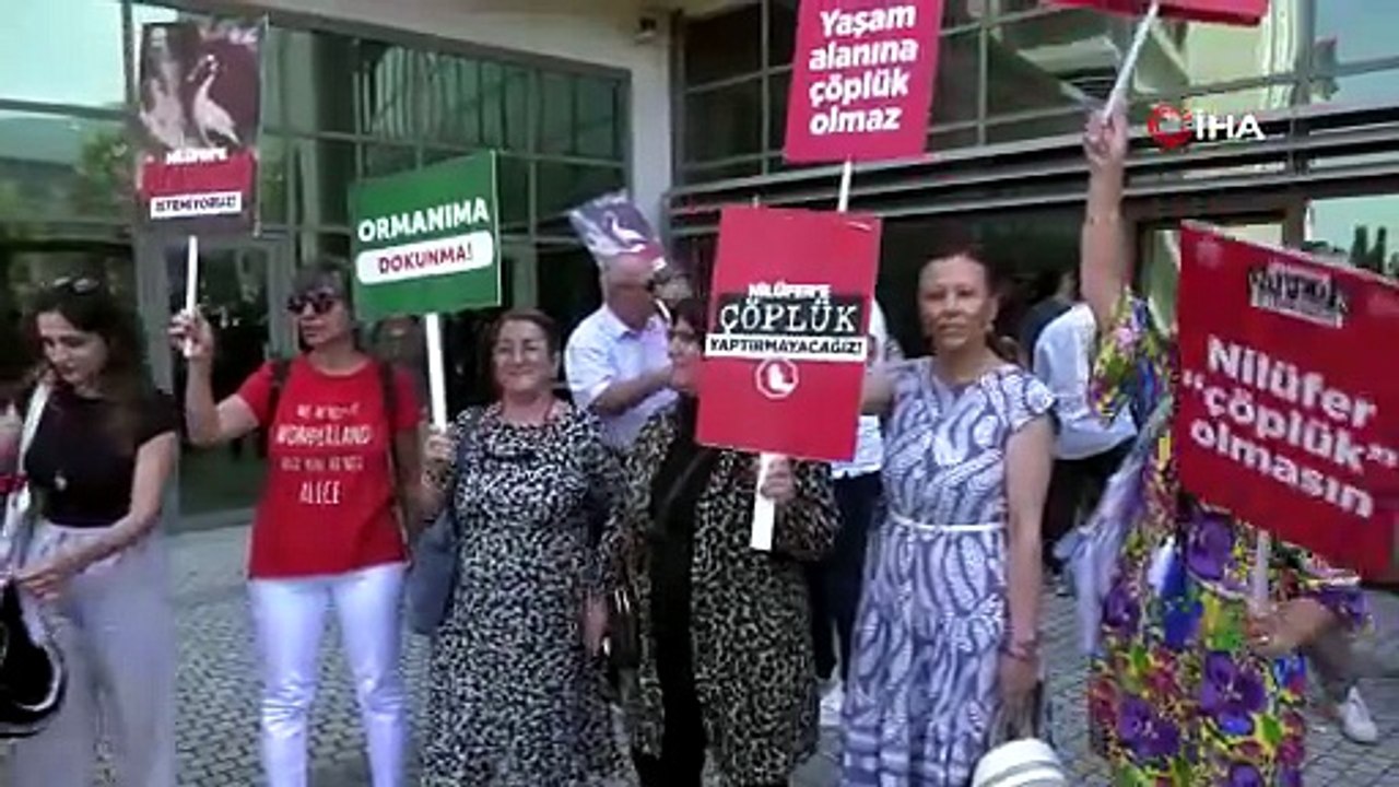 Katı atık tesisine karşı 5 binden fazla imza Bursa Büyükşehir’e teslim edildi