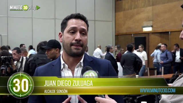 Alcalde de Sonsón logró exponerle las necesidades del municipio al presidente Abelardo del a Espriella
