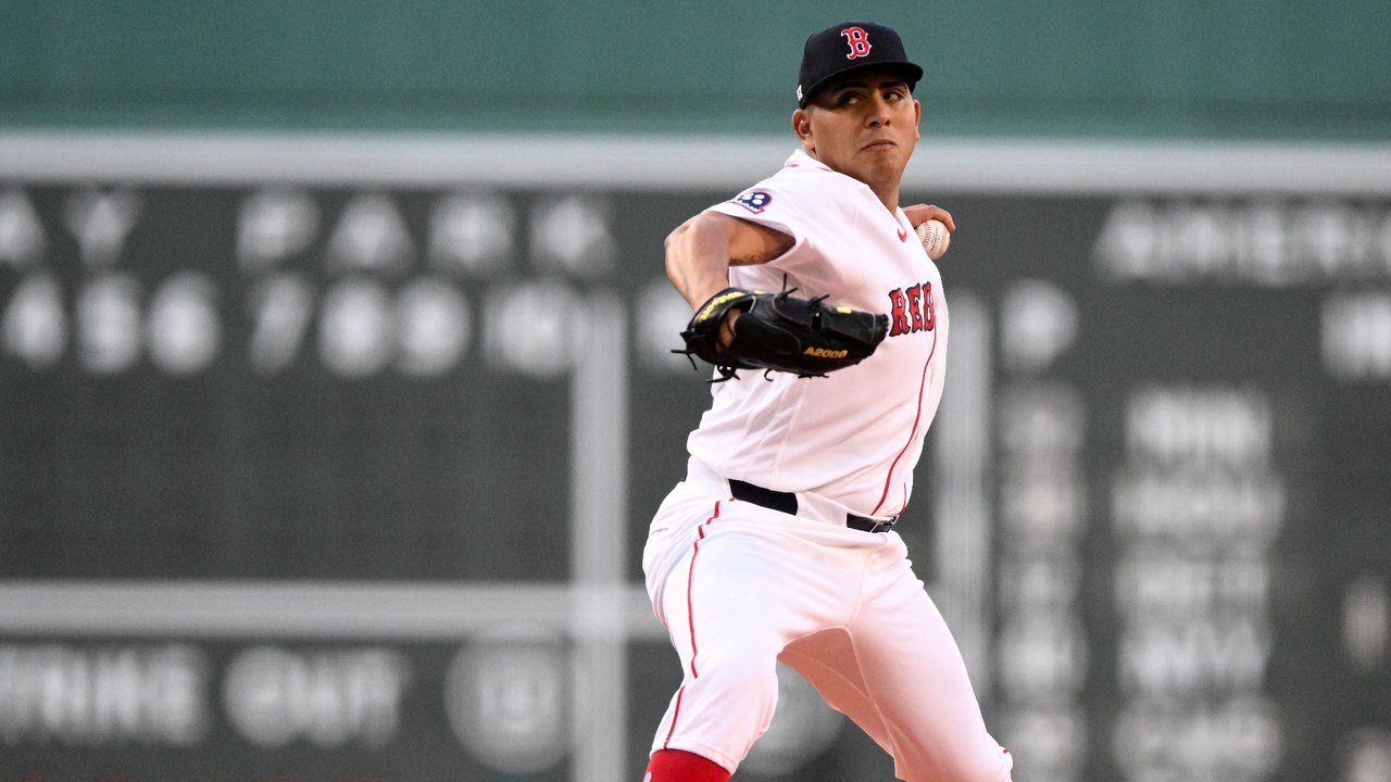 MLB Trade Deadline: Red Sox Shift from Sellers to Buyers