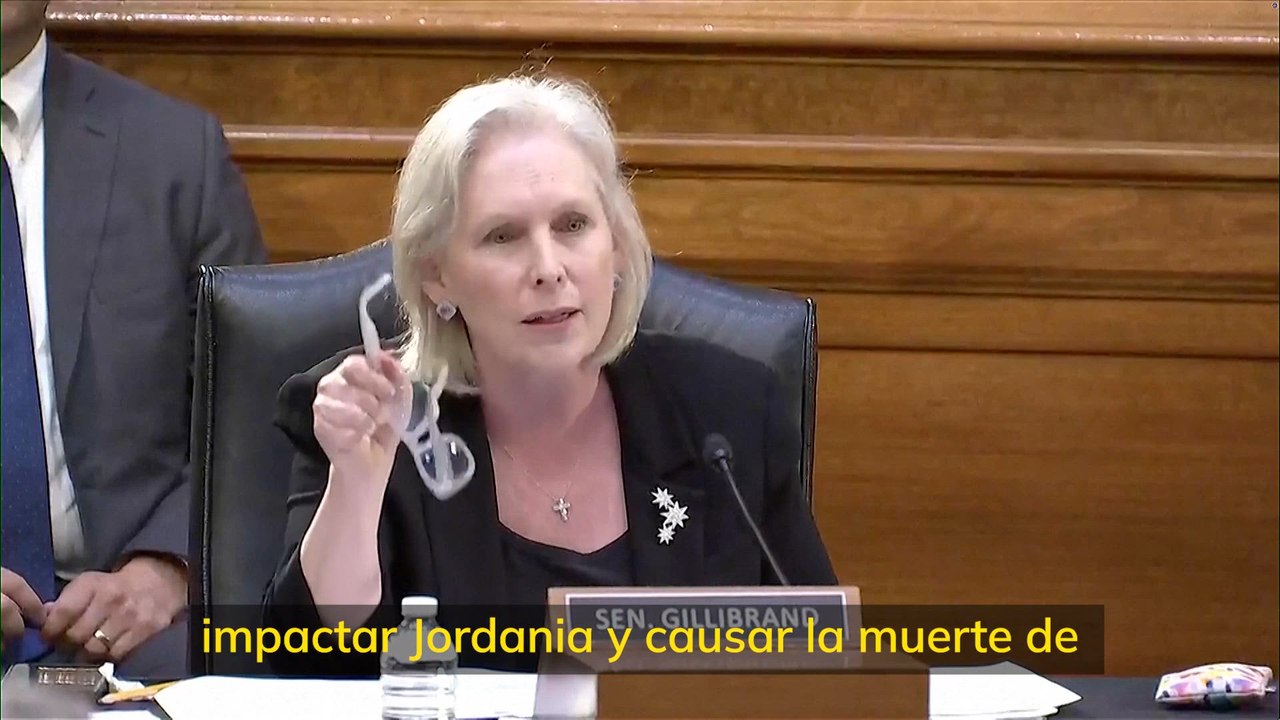 Los senadores critican a Hegseth por su estrategia en la guerra contra Irán