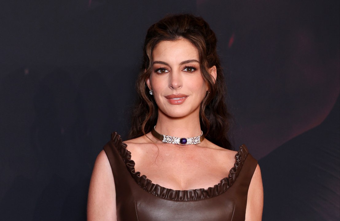 Anne Hathaway considera que su reciente éxito es 'sumamente surrealista'
