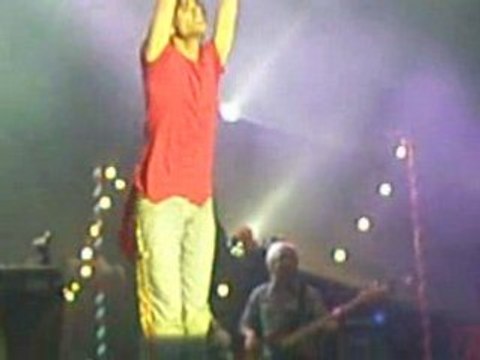 Mika - Stuck in the middle