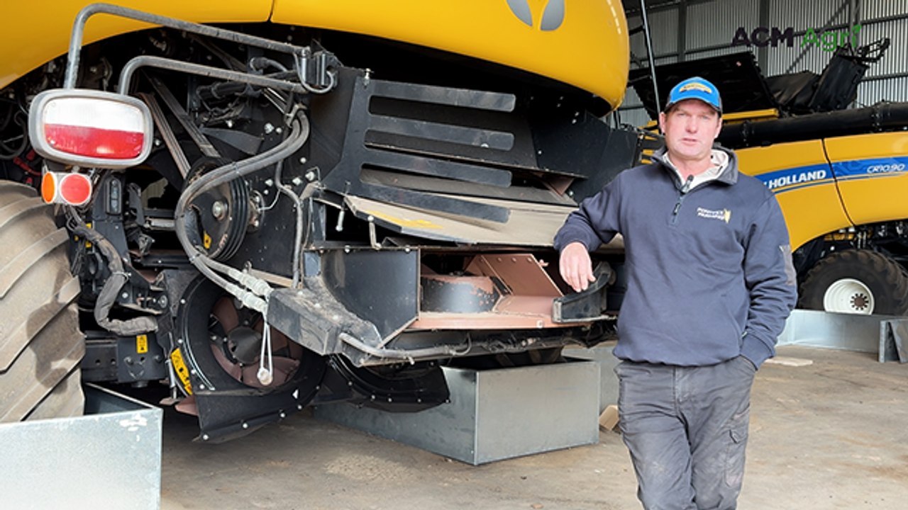 SA to Qld: how one family operation uses manure and planes to manage risk