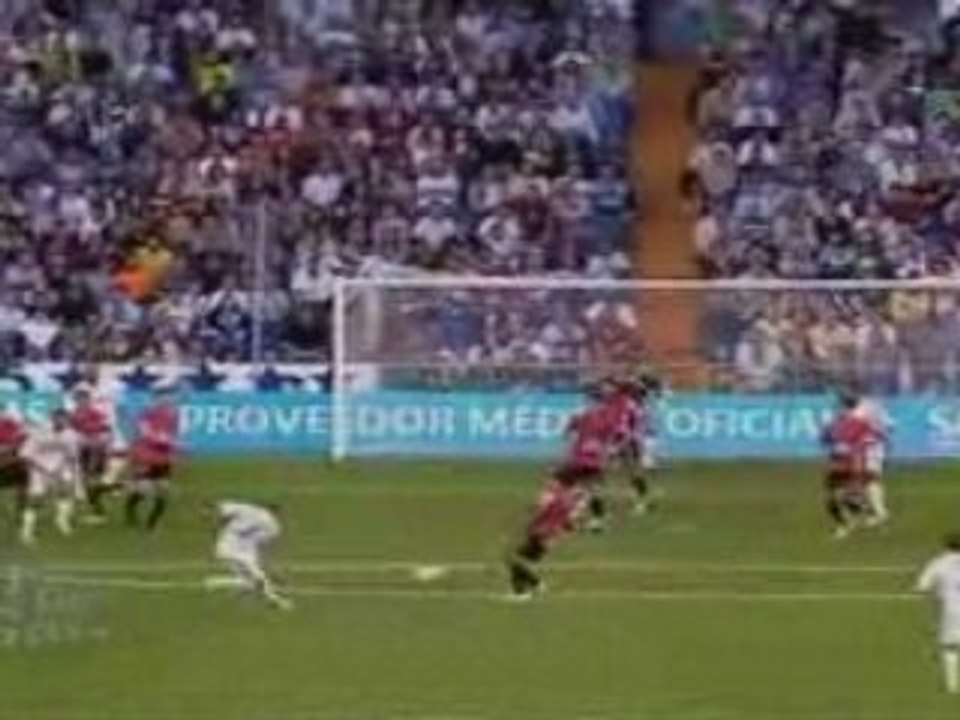 Real Madrid - Top 10 Volleys