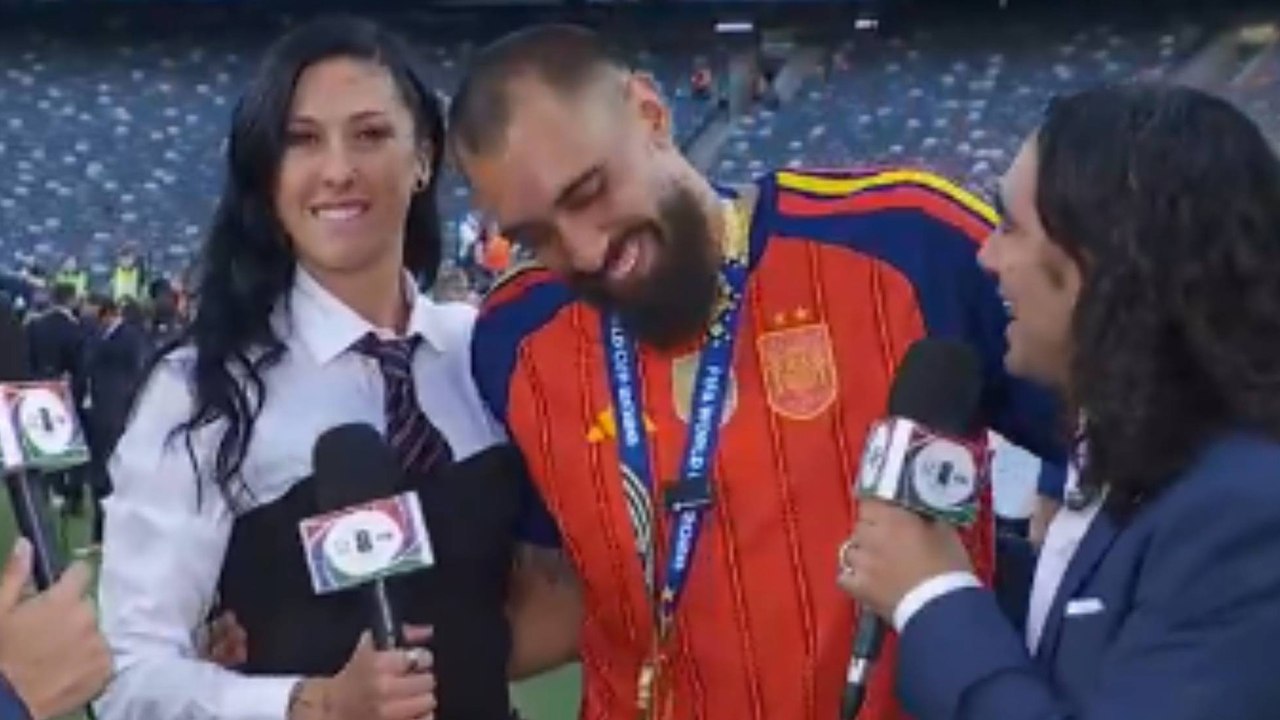 El reencuentro de Jenni Hermoso y Borja Iglesias tras ganar el Mundial que no se vio en España