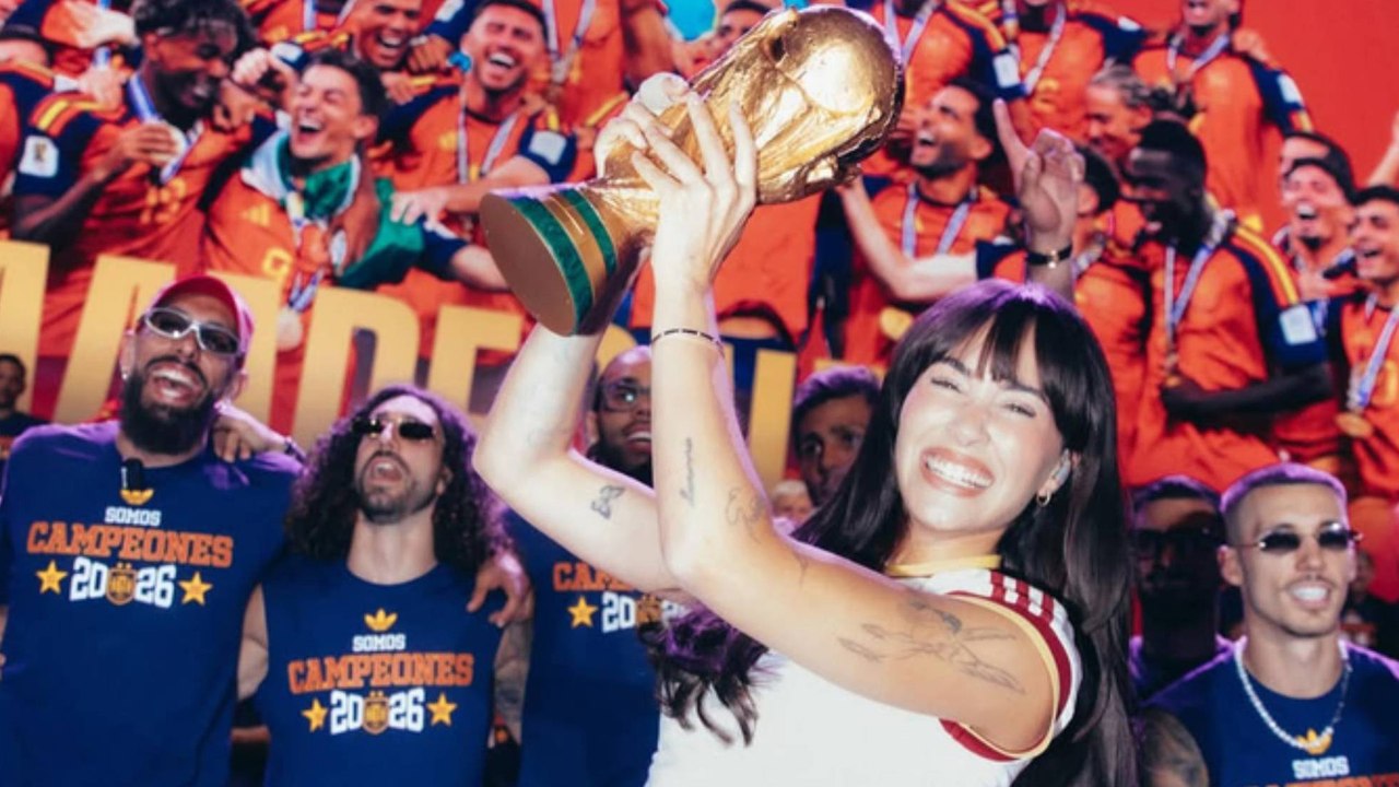 Troleo máximo: reciben a un equipo argentino con la canción "Superestrella" de Aitana