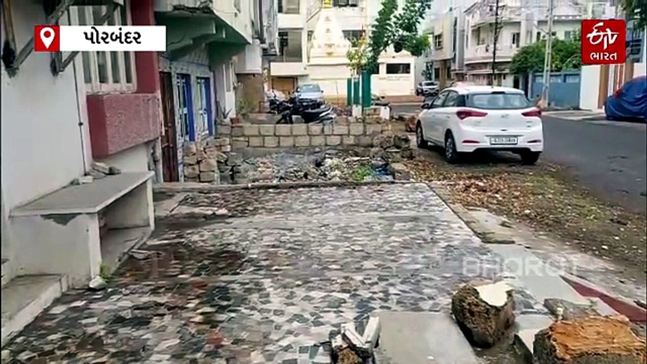 પોરબંદરમાં ગેરકાયદે ખડકી દેવાયેલા દબાણ ક્યારે દૂર થશે ? મનપાની કામગીરી સામે ઉઠ્યા સવાલો