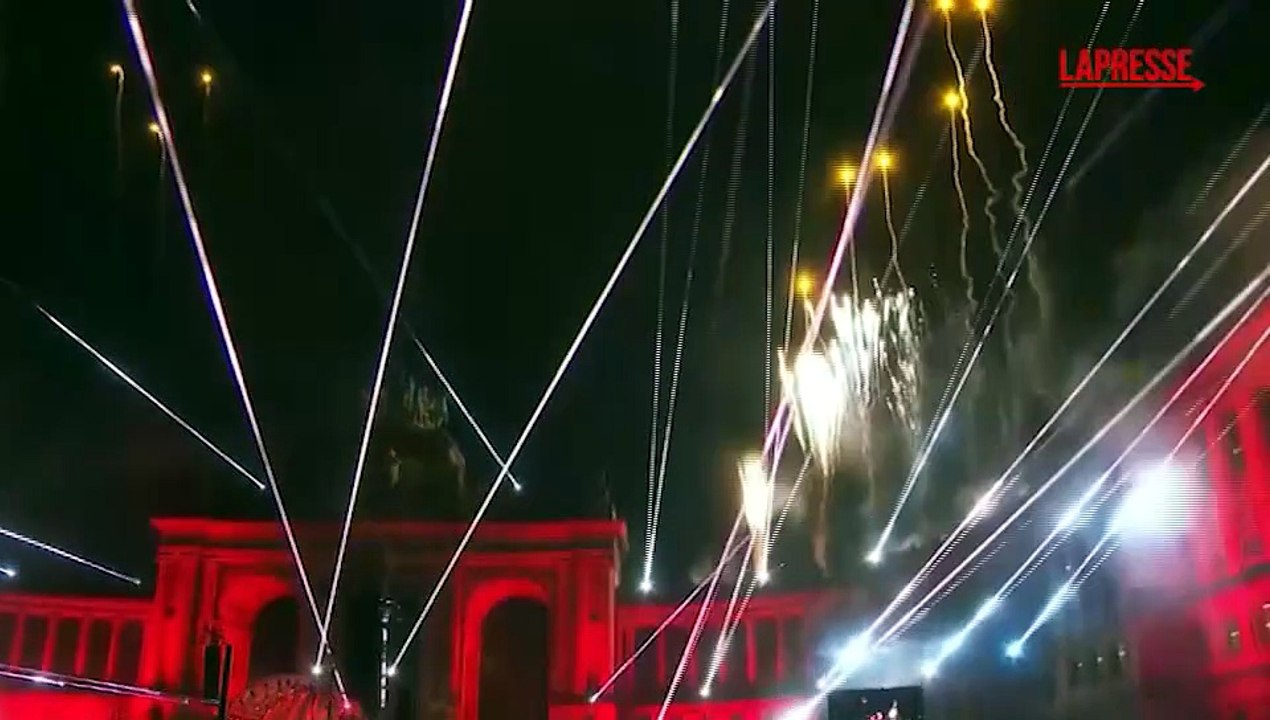 Belgio, i fuochi d'artificio chiudono le celebrazioni della Festa Nazionale