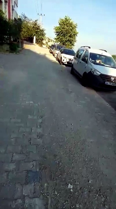 Halıdereliler bozuk yoldan bıktı! “Bu yollar ne zaman yapılacak?”