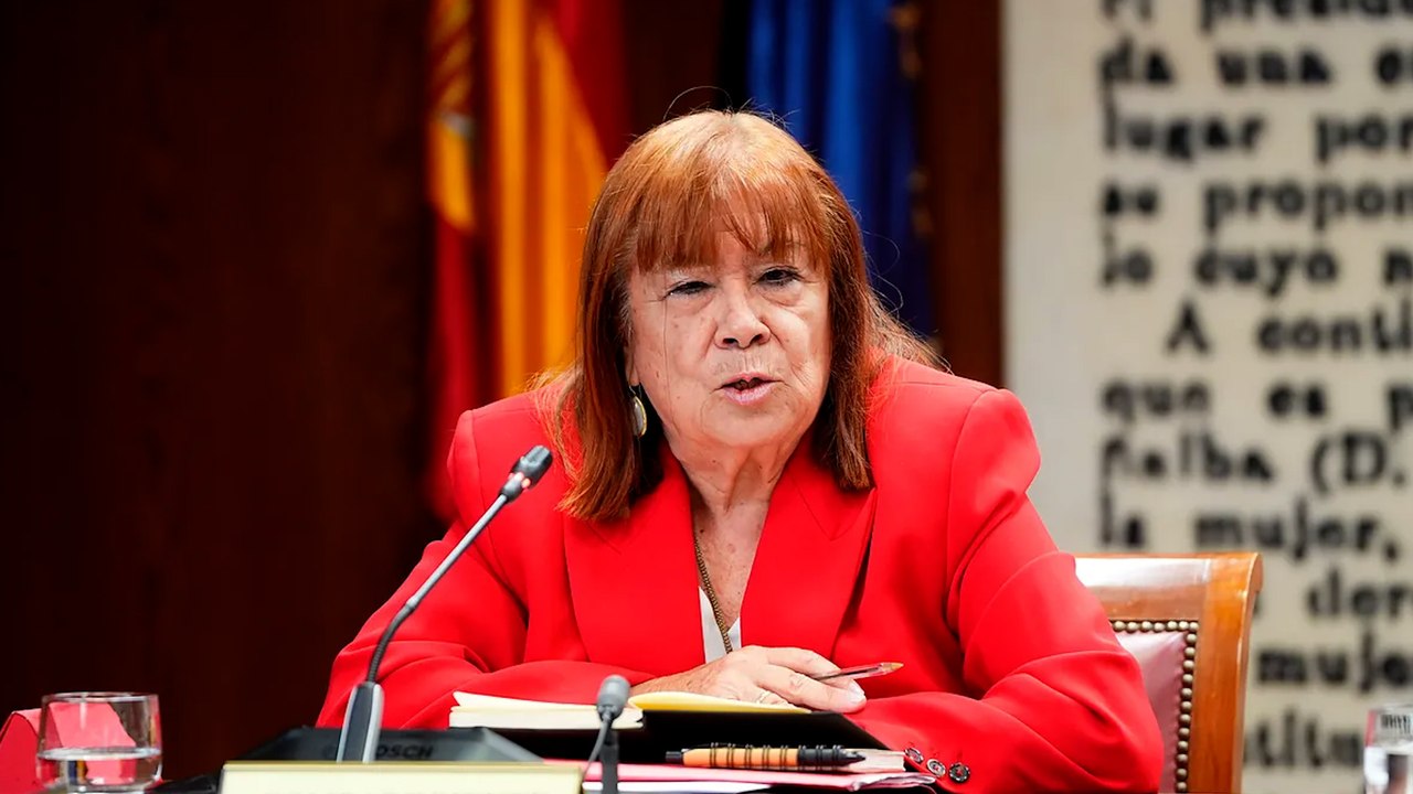 Narbona niega haber favorecido profesionalmente a Leire Díez: "Yo no he sido su madrina"