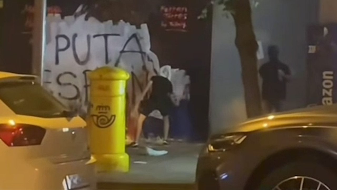 Vandalizan un mural dedicado a Ferran Torres en Barcelona: "Puta España, queremos selecciones catalanas"